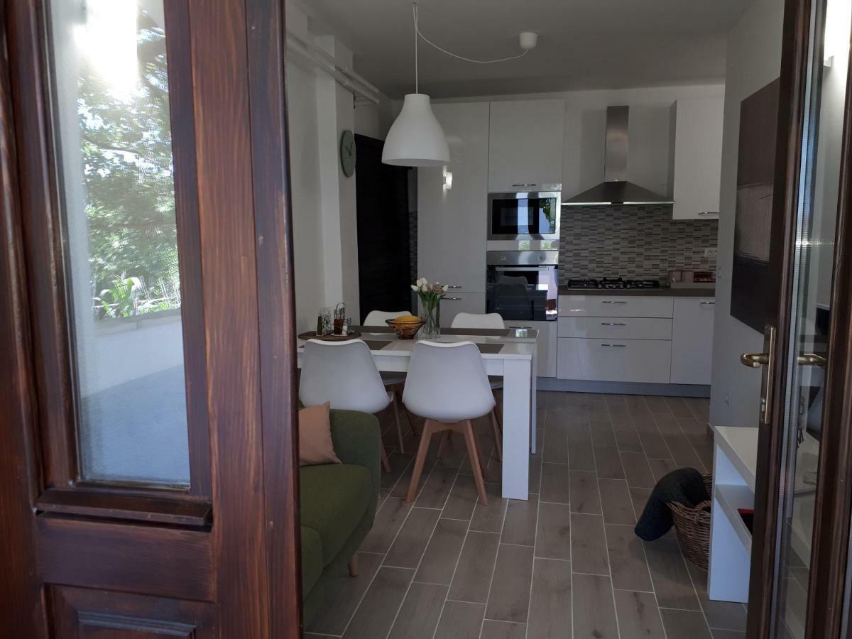 Villa Zoe Porec Bagian luar foto