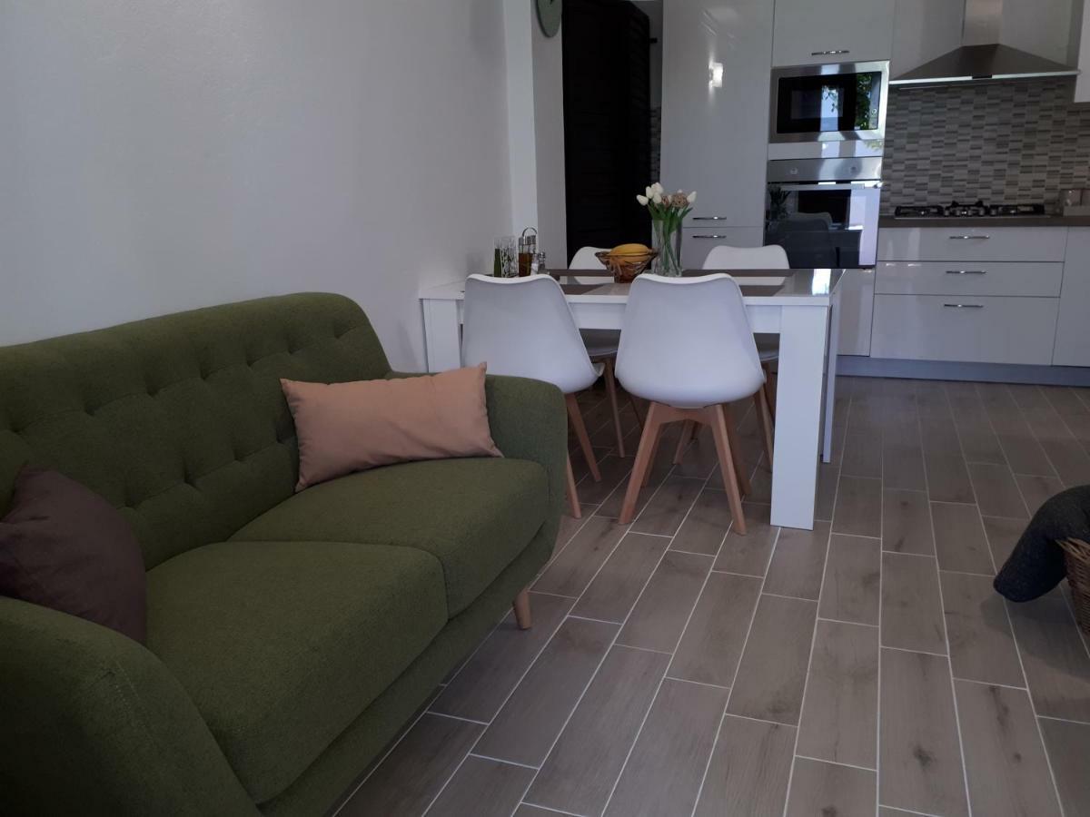 Villa Zoe Porec Bagian luar foto